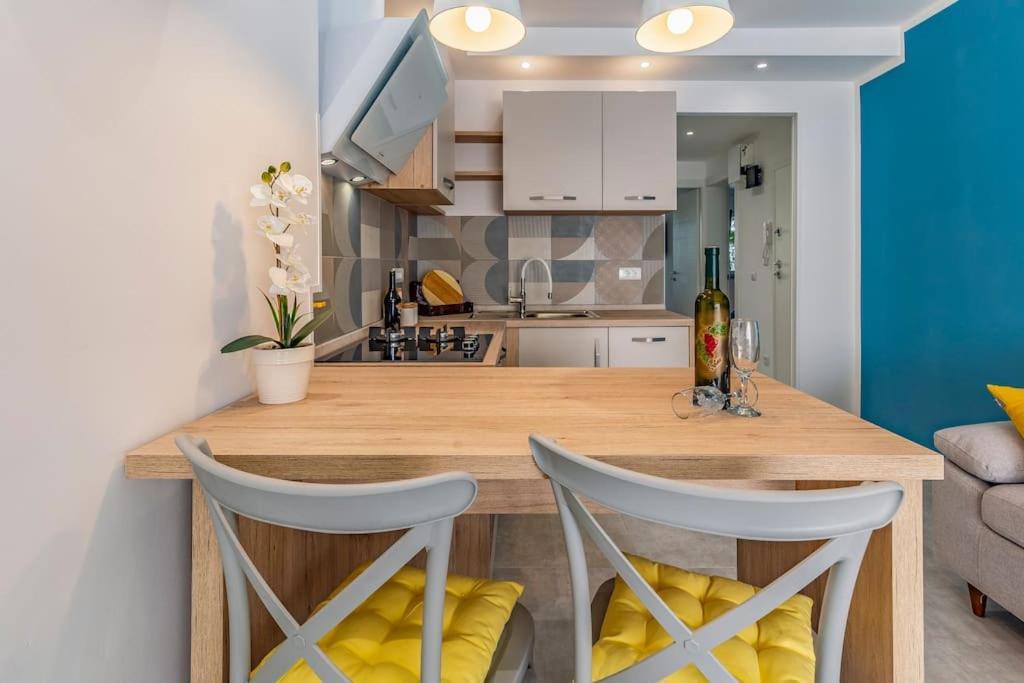 New Two Bedroom Apartment Maloni Πούλα Εξωτερικό φωτογραφία