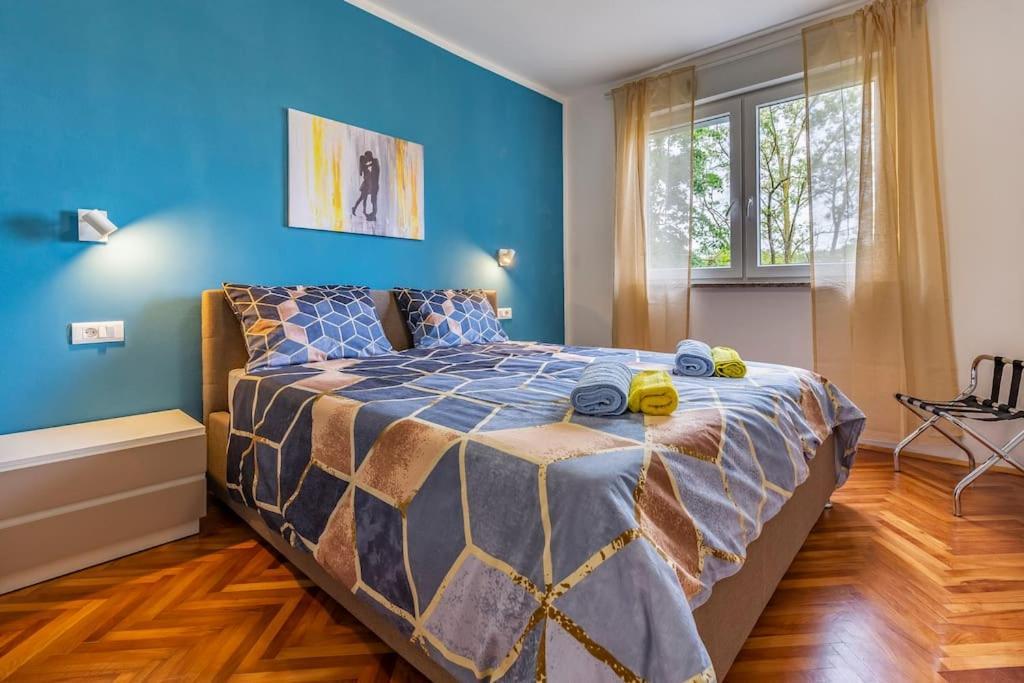 New Two Bedroom Apartment Maloni Πούλα Εξωτερικό φωτογραφία